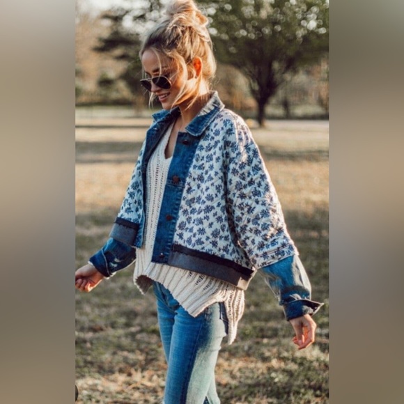 NWT Free People Ditsy Daisy Denim Jacket - Picture 1 of 8
